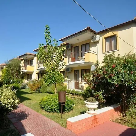 Club Prestige Дом отдыха *