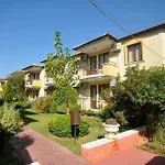 Club Prestige Case de vacanță *
