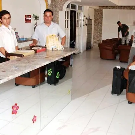 Club Prestige 4* Kuşadası